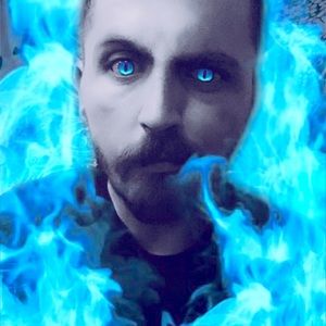 Meet your Posher, Dakota